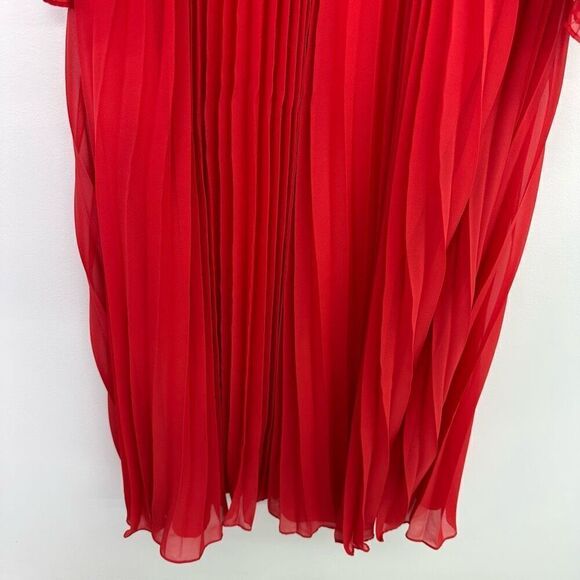 True Decadence Women’s Red Tallulah Pleated Swing Dress Crochet Lace Cold Should - Picture 14 of 16
